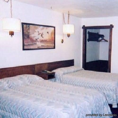 Budget Host Longhorn Motel Byers Esterno foto